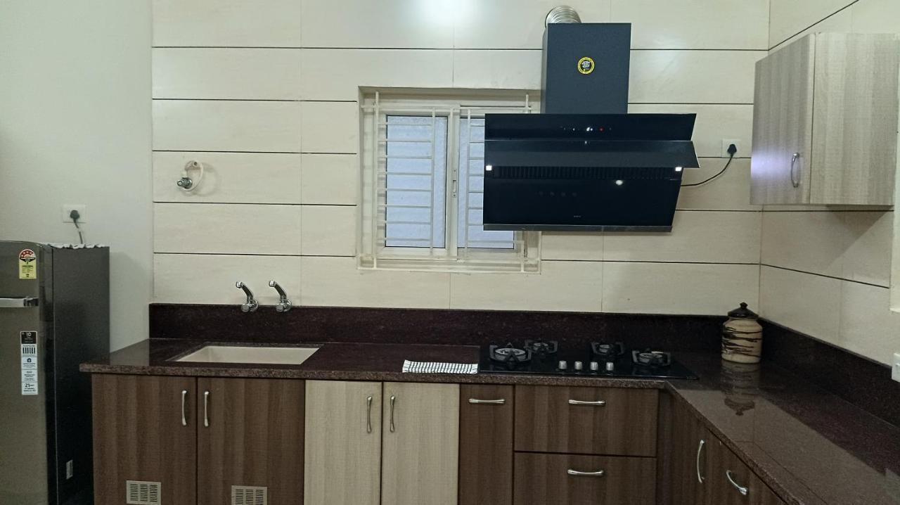 Shi'S Vilva - The Bungalow In Coimbatore - Near Airport, Kmch, Codesia Exteriör bild
