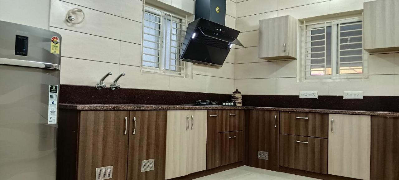Shi'S Vilva - The Bungalow In Coimbatore - Near Airport, Kmch, Codesia Exteriör bild