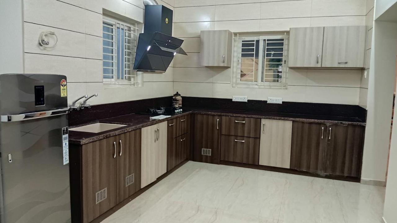 Shi'S Vilva - The Bungalow In Coimbatore - Near Airport, Kmch, Codesia Exteriör bild